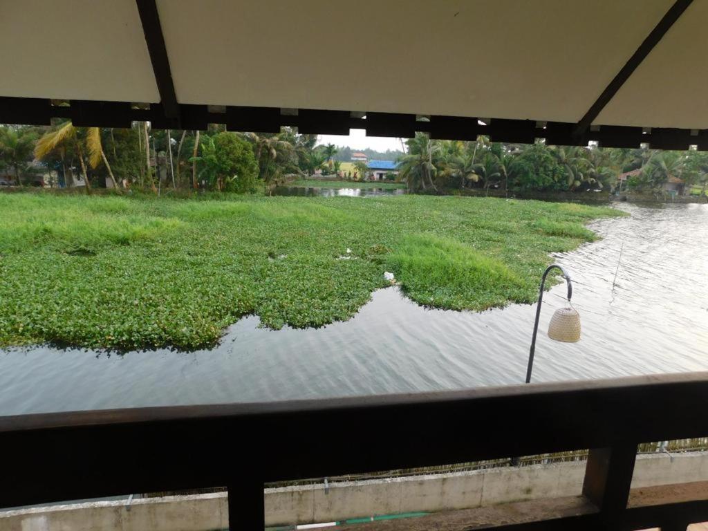 Paloma Backwater Resorts Alappuzha Zewnętrze zdjęcie